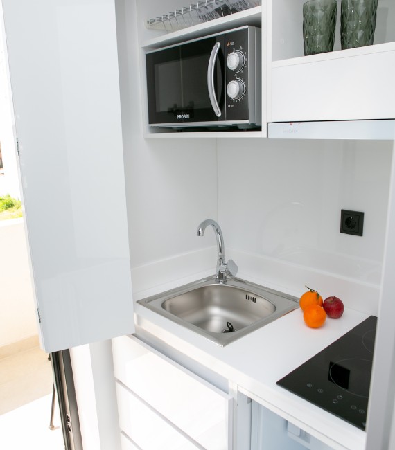 BENTELER STUDIOS ΣΤΗ ΚΑΛΛΙΘΕΑ - ΜΕ ΕΞΩΤΕΡΙΚΗ ΠΙΣΙΝΑ