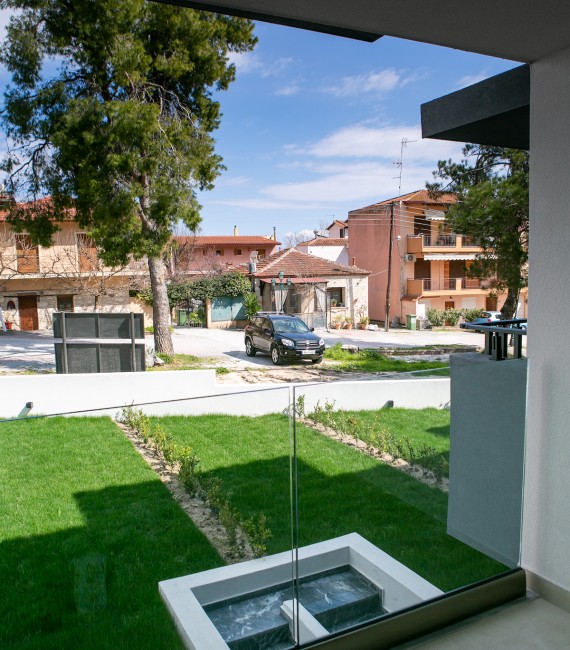 BENTELER STUDIOS ΣΤΗ ΚΑΛΛΙΘΕΑ - ΜΕ ΕΞΩΤΕΡΙΚΗ ΠΙΣΙΝΑ