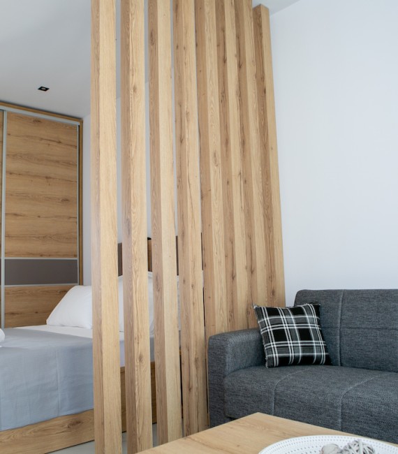 BENTELER STUDIOS ΣΤΗ ΚΑΛΛΙΘΕΑ - ΜΕ ΕΞΩΤΕΡΙΚΗ ΠΙΣΙΝΑ