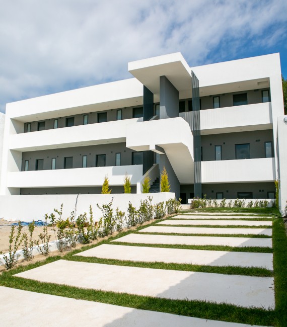 BENTELER STUDIOS ΣΤΗ ΚΑΛΛΙΘΕΑ - ΜΕ ΕΞΩΤΕΡΙΚΗ ΠΙΣΙΝΑ