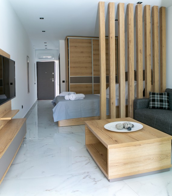 BENTELER STUDIOS ΣΤΗ ΚΑΛΛΙΘΕΑ - ΜΕ ΕΞΩΤΕΡΙΚΗ ΠΙΣΙΝΑ