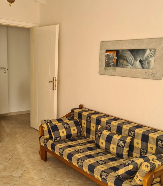 BENTELER STUDIOS (4 ΑΤΟΜΩΝ) ΣΤΟ ΠΟΛΥΧΡΟΝΟ - ΜΕ ΘΕΑ ΣΤΗ ΘΑΛΑΣΣΑ